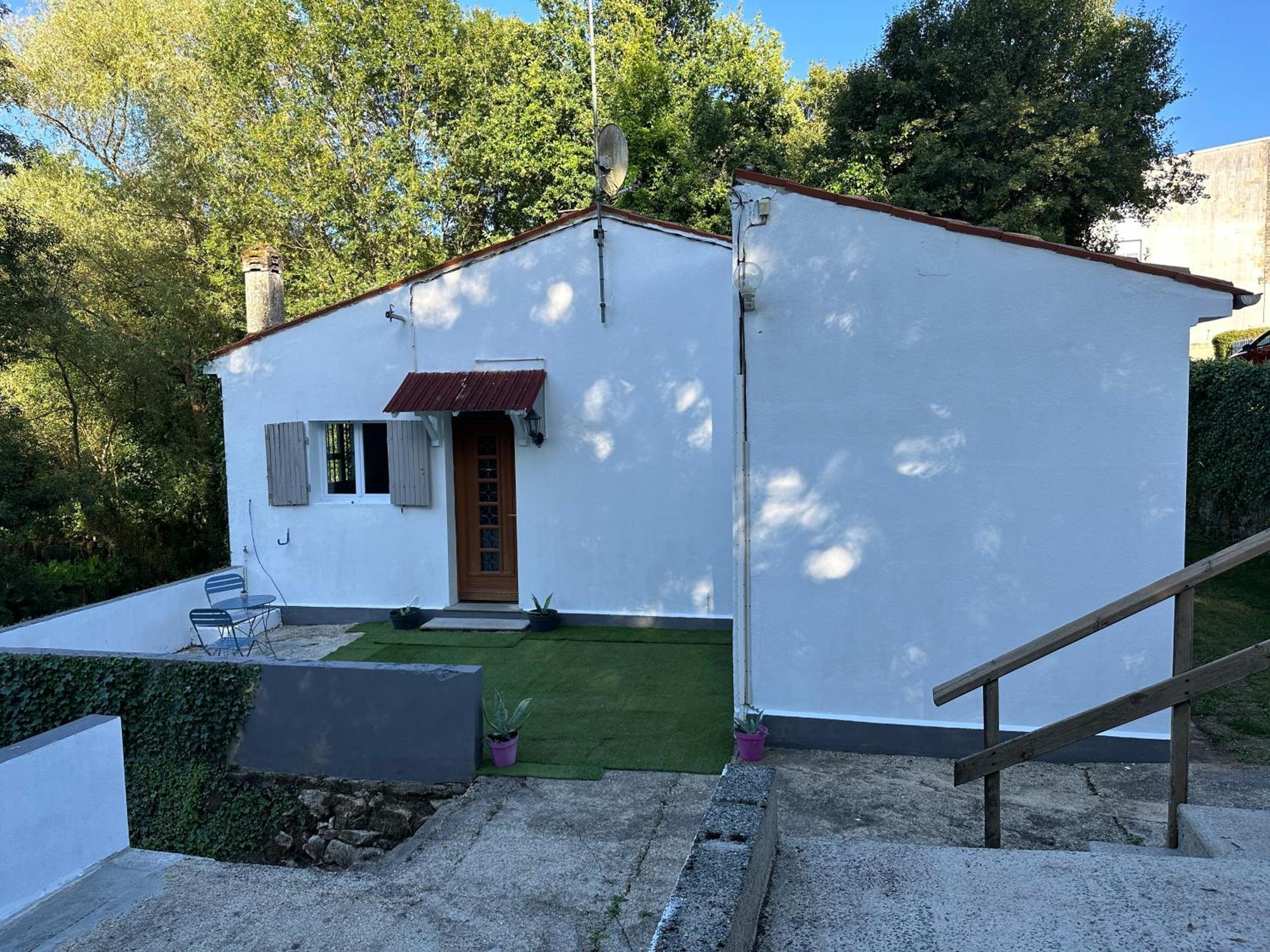 הוילה Saint-Sauvant  Nickis House מראה חיצוני תמונה