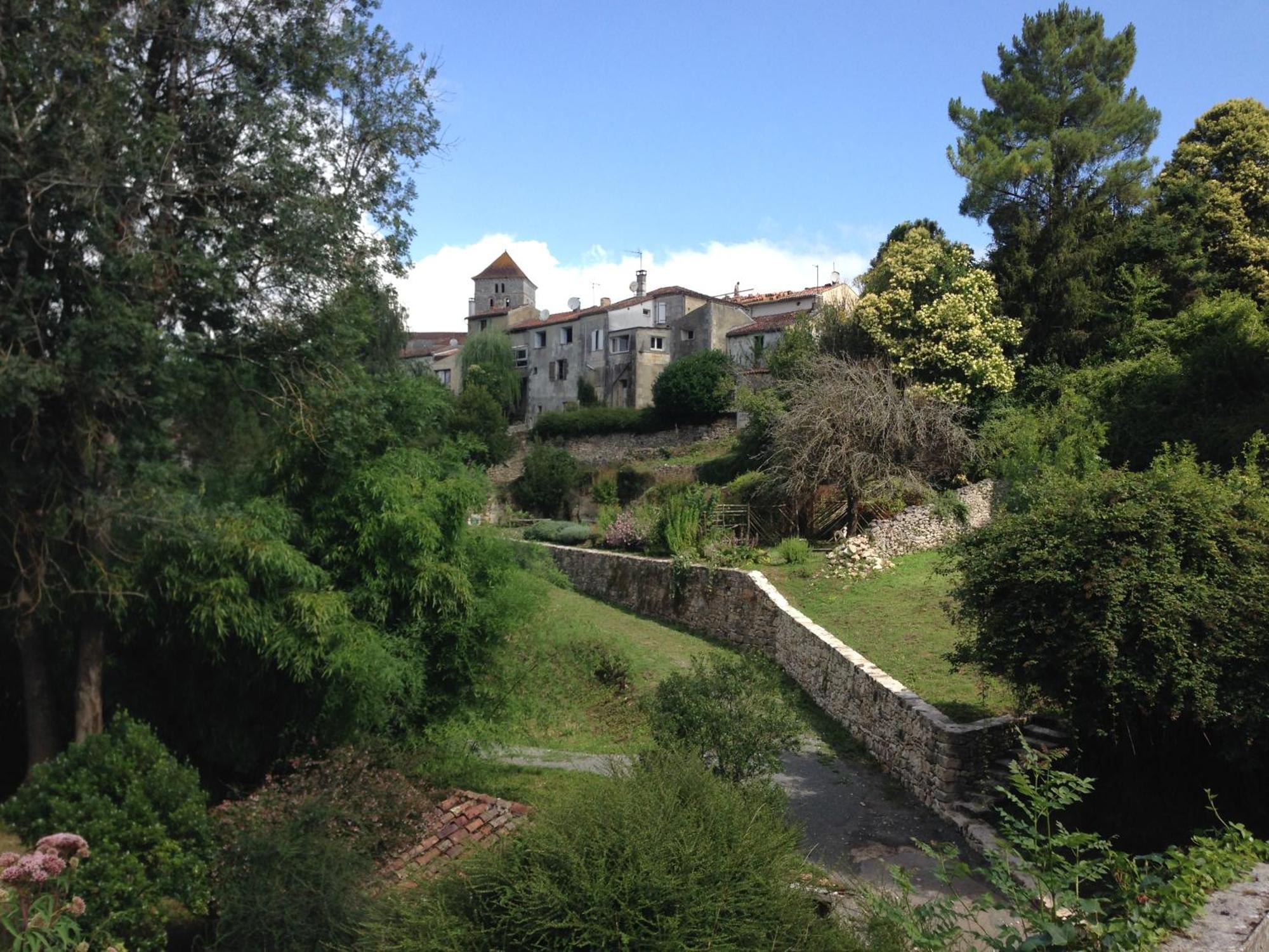 הוילה Saint-Sauvant  Nickis House מראה חיצוני תמונה